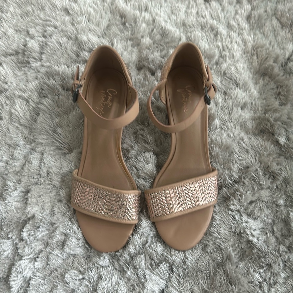 Summer wedge sandals!